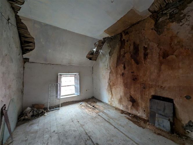 Bridge House, The High Road, Aclare, Sligo