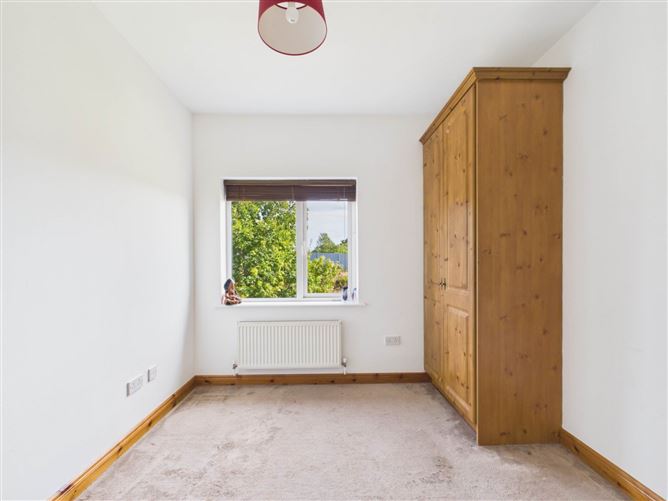 Photo 14 of 21 — 27 Marina Court, Athy, County Kildare
