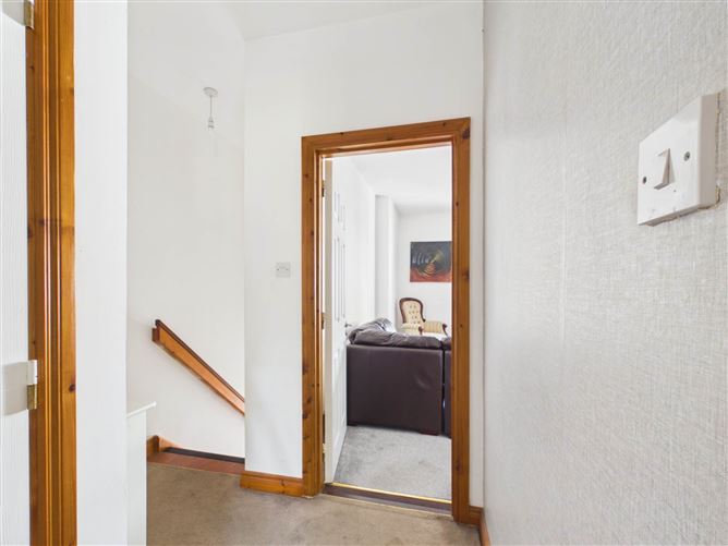 Photo 7 of 21 — 27 Marina Court, Athy, County Kildare