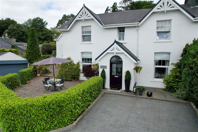 Magh Tuireadh, 2 West End Terrace, Spy Hill, Cobh, Co. Cork