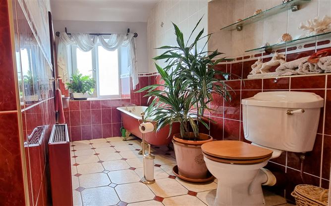 Magh Tuireadh, 2 West End Terrace, Spy Hill, Cobh, Co. Cork