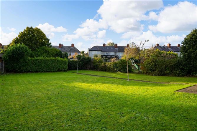 17 Vernon Park, Clontarf, Dublin 3