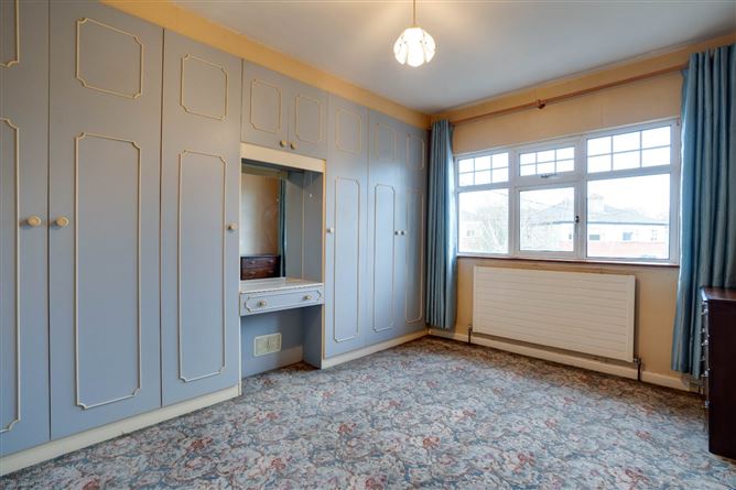 17 Vernon Park, Clontarf, Dublin 3