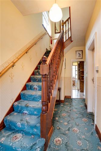17 Vernon Park, Clontarf, Dublin 3