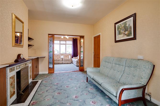 17 Vernon Park, Clontarf, Dublin 3