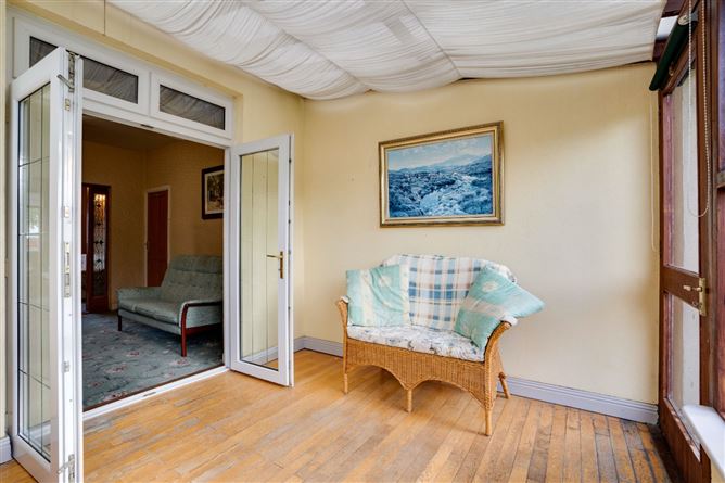 17 Vernon Park, Clontarf, Dublin 3