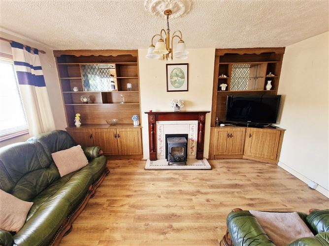 12 Church Drive, Clarecastle, Ennis, Co. Clare
