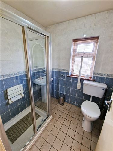 12 Church Drive, Clarecastle, Ennis, Co. Clare