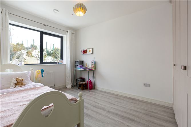 11 The Avenue, Carrickmines Green, Carrickmines, Dublin 18