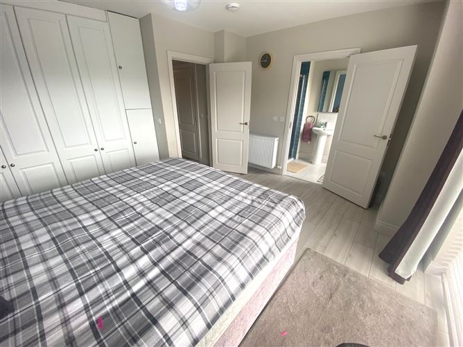 Rowan Walk, Kilcarbery, Dublin 22