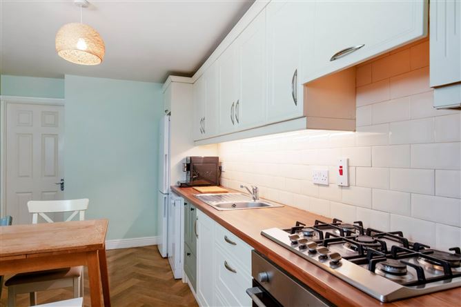 Photo 8 of 22 — 31 Strandville Avenue, North Strand, Dublin 3