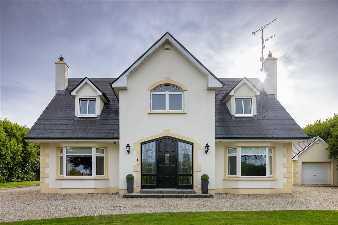 Flanmur, Lynches Cross, Tullyallen, Louth