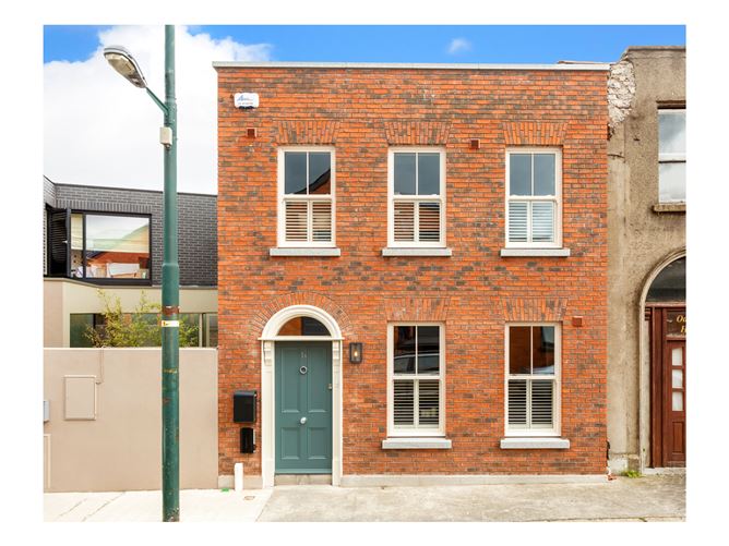 Main image for 1a Oakfield Place, Off Lombard St West, South Circular Road,   Dublin 8