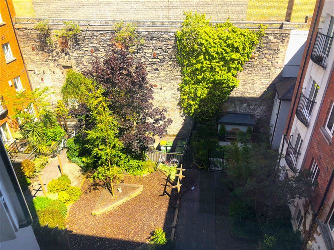 56 Ha'penny Bridge House, Ormond Quay, Dublin City