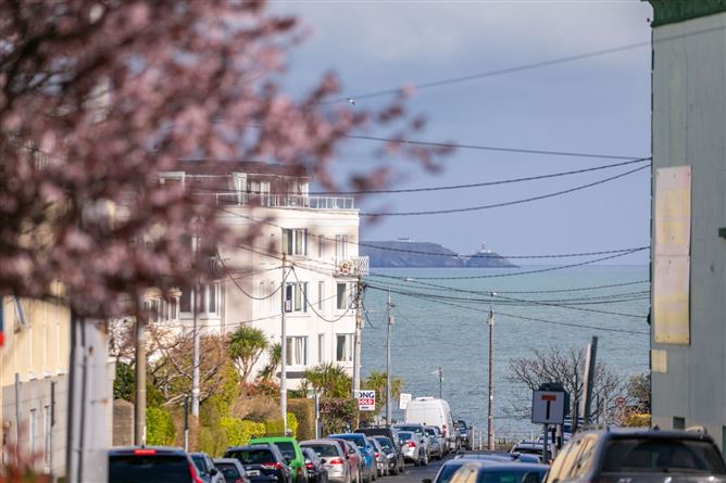 1 Clarinda Court, Clarinda Park West, Dun Laoghaire, Co. Dublin