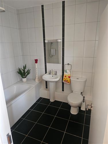 Apt 5, Eglington House, Portarlington, Laois