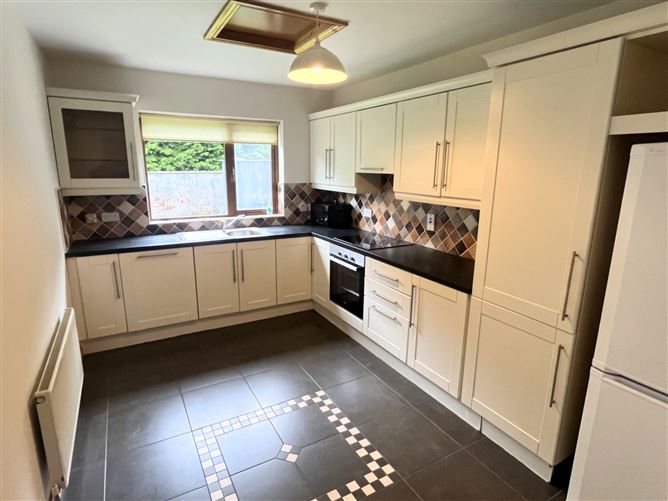 16 Grattan Crescent, Grattan Park, Claremorris, Mayo