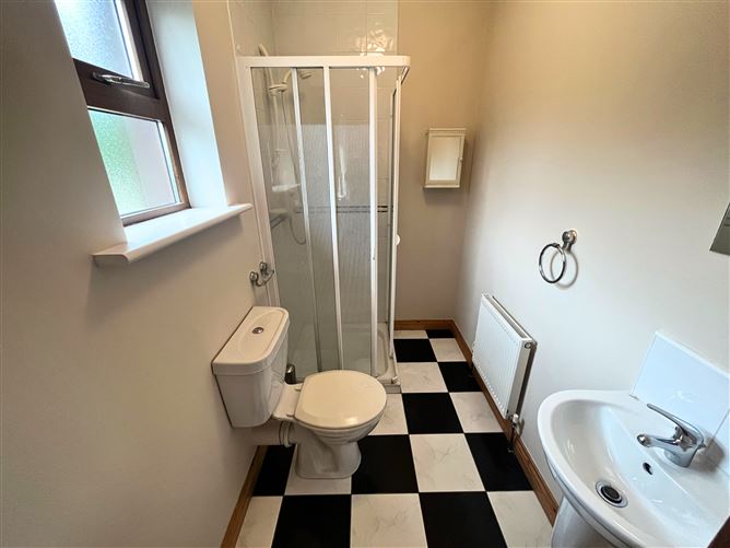 16 Grattan Crescent, Grattan Park, Claremorris, Mayo