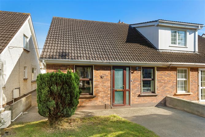 29 Rosewood Grove, Lucan, Co. Dublin