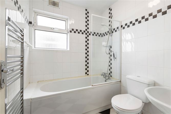 29 Rosewood Grove, Lucan, Co. Dublin