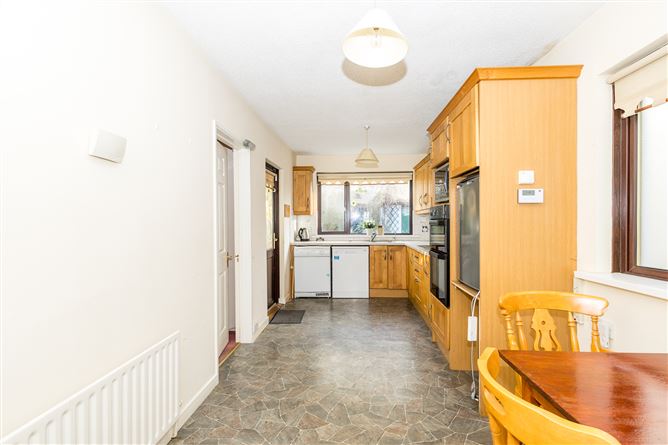 52 Seabury Crescent, Malahide, County Dublin