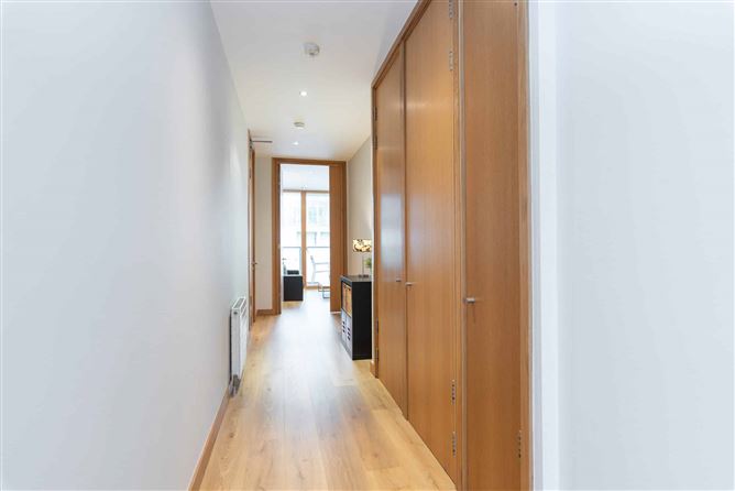 96 Kirkpatrick House, Spencer Dock, IFSC, Dublin 1, D01 HW53