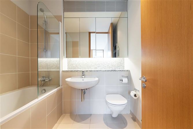 96 Kirkpatrick House, Spencer Dock, IFSC, Dublin 1, D01 HW53