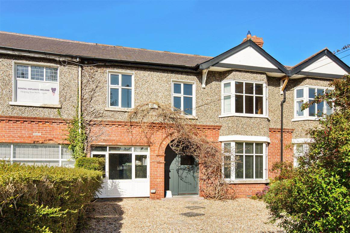 2 Woodlawn Terrace, Churchtown, Dublin 14