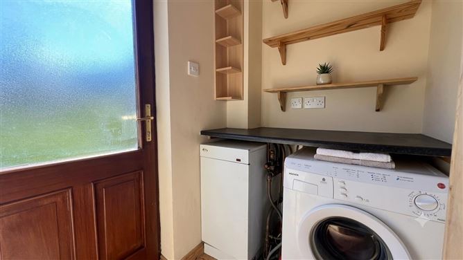 Photo 10 of 24 — 74 Garrán Ard, Doughiska, Galway City
