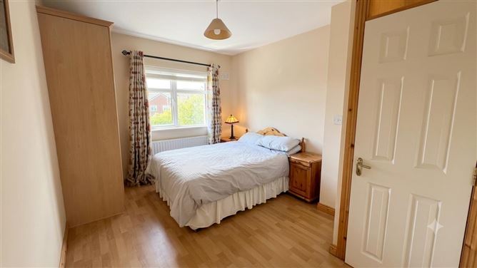 Photo 13 of 24 — 74 Garrán Ard, Doughiska, Galway City