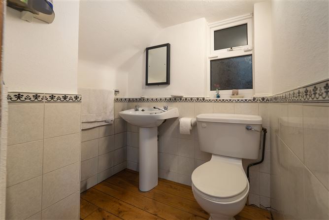 Photo 8 of 33 — 88 Clonkeen Road, Deansgrange, Blackrock, Dublin