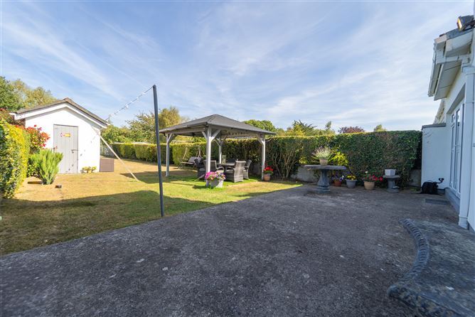 Photo 27 of 33 — 88 Clonkeen Road, Deansgrange, Blackrock, Dublin