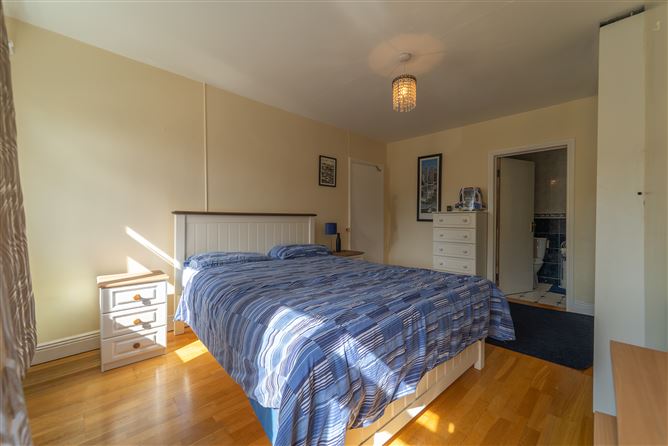 Photo 20 of 33 — 88 Clonkeen Road, Deansgrange, Blackrock, Dublin