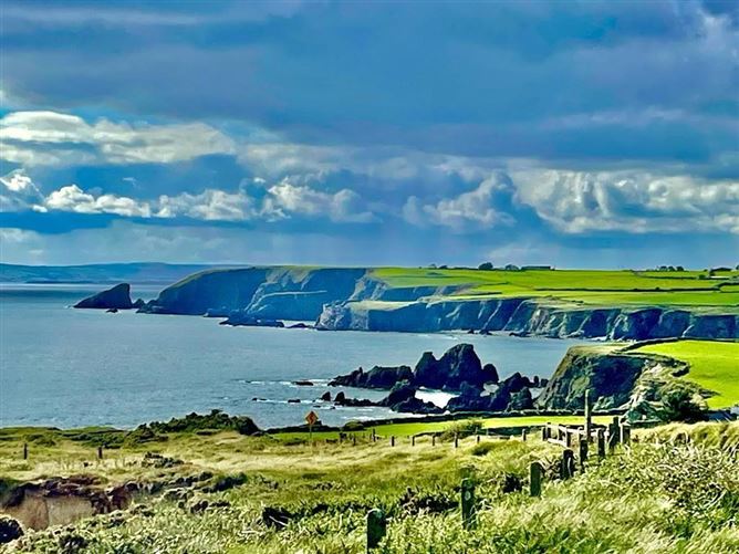Carrigcastle, Bunmahon, Waterford