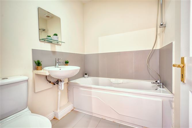 26 Ellensborough Lodge, Kiltipper, Dublin