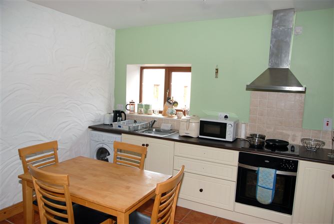 8 Coastguard Court, Cullenstown,, Duncormick, Wexford