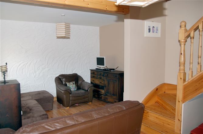 8 Coastguard Court, Cullenstown,, Duncormick, Wexford