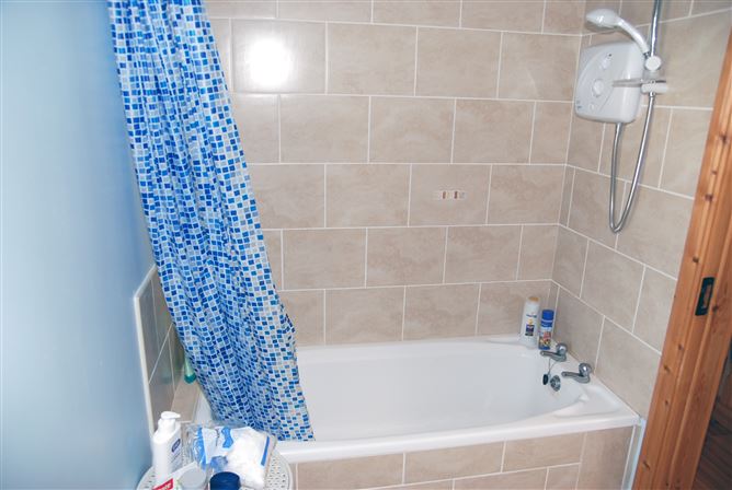 8 Coastguard Court, Cullenstown,, Duncormick, Wexford