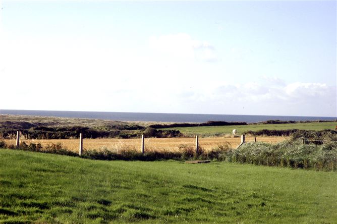 8 Coastguard Court, Cullenstown,, Duncormick, Wexford