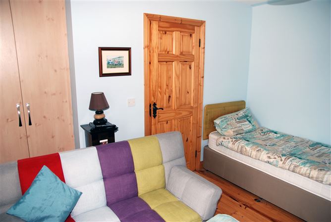 8 Coastguard Court, Cullenstown,, Duncormick, Wexford