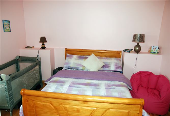 8 Coastguard Court, Cullenstown,, Duncormick, Wexford