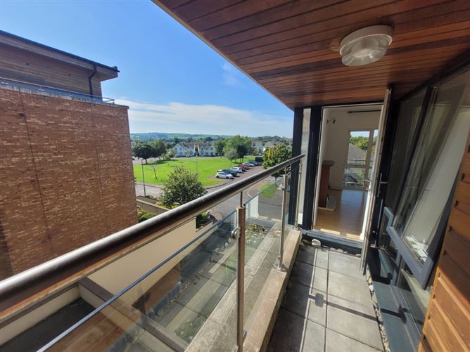 18 Newgrange, An Caislean, Ballincollig, Cork