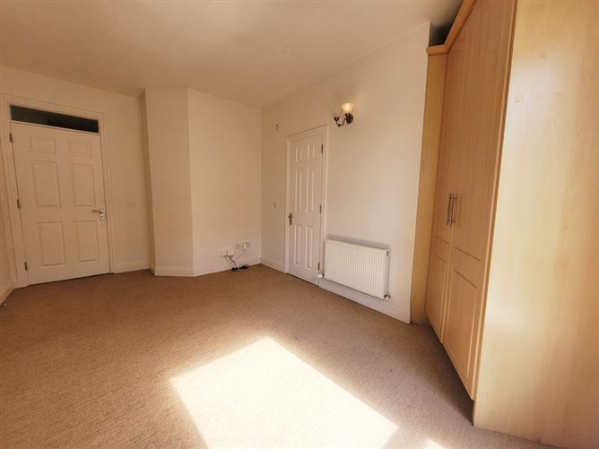 18 Newgrange, An Caislean, Ballincollig, Cork