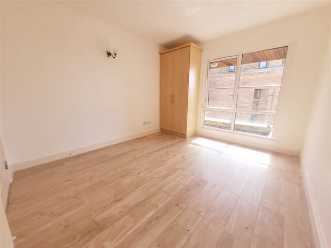 18 Newgrange, An Caislean, Ballincollig, Cork