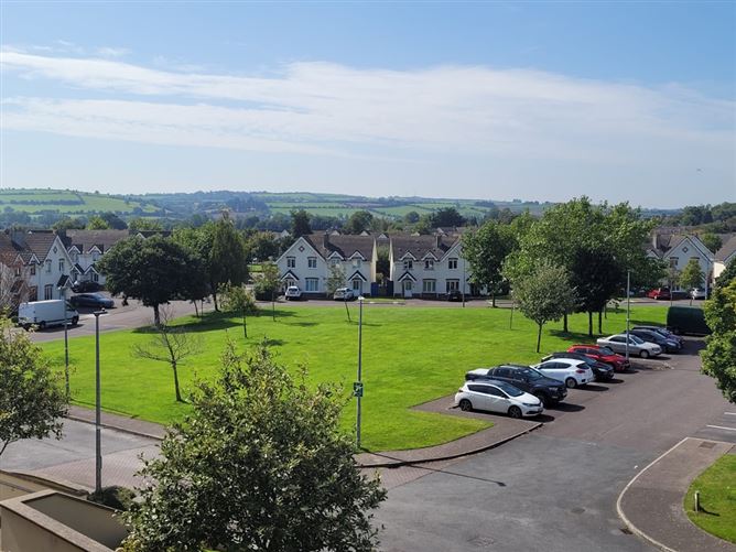 18 Newgrange, An Caislean, Ballincollig, Cork
