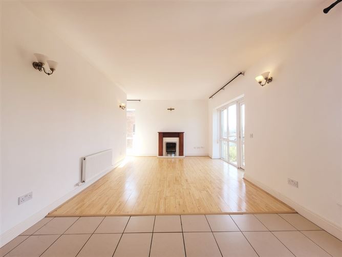 18 Newgrange, An Caislean, Ballincollig, Cork