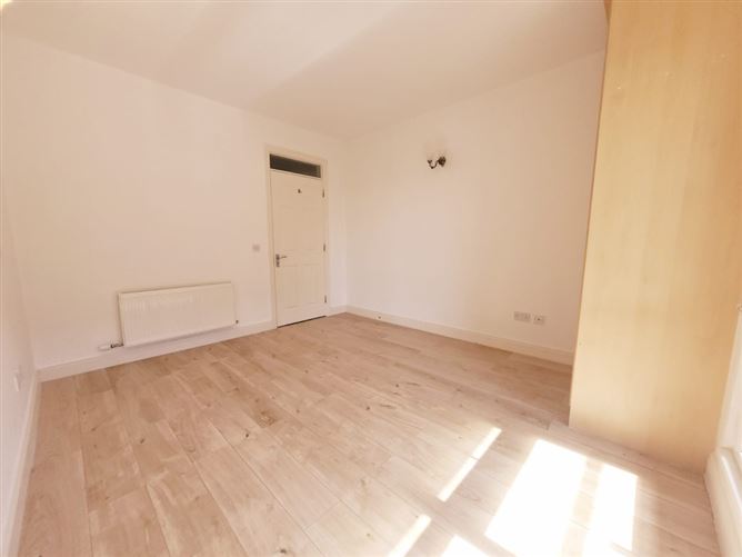 18 Newgrange, An Caislean, Ballincollig, Cork