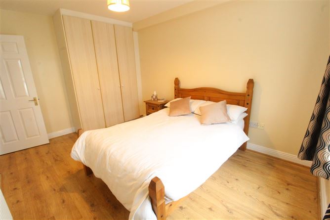 19 Cois Tra, Rush, Co. Dublin