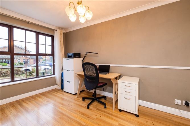 6 Clifflands Court, Rush, Co. Dublin