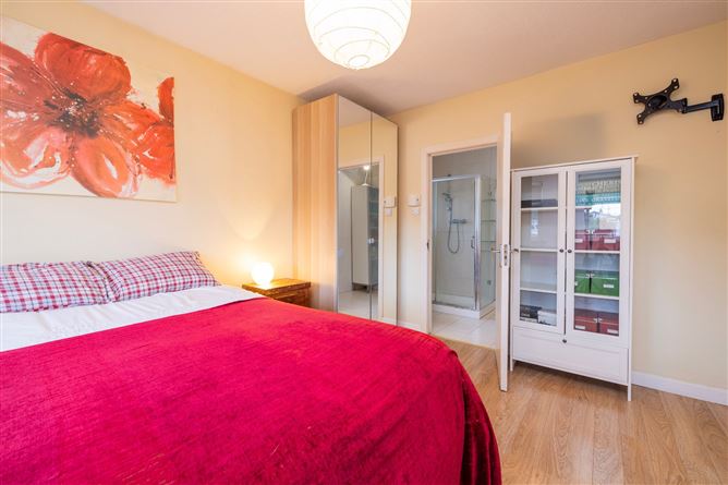 6 Clifflands Court, Rush, Co. Dublin